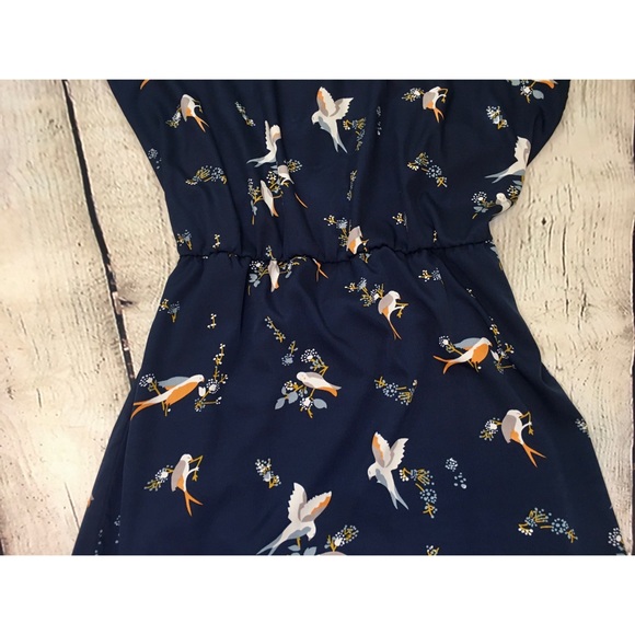Passport Sparrow Short Sleeve Dress - Picture 8 of 15